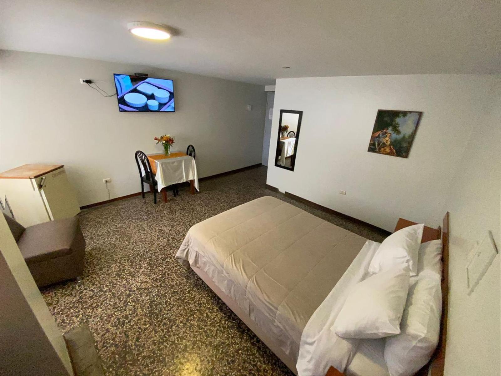 Hotel Plazza Chiclayo Luaran gambar